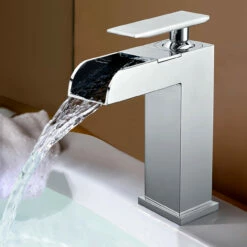 Royal Ona Single Handle Waterfall Faucet