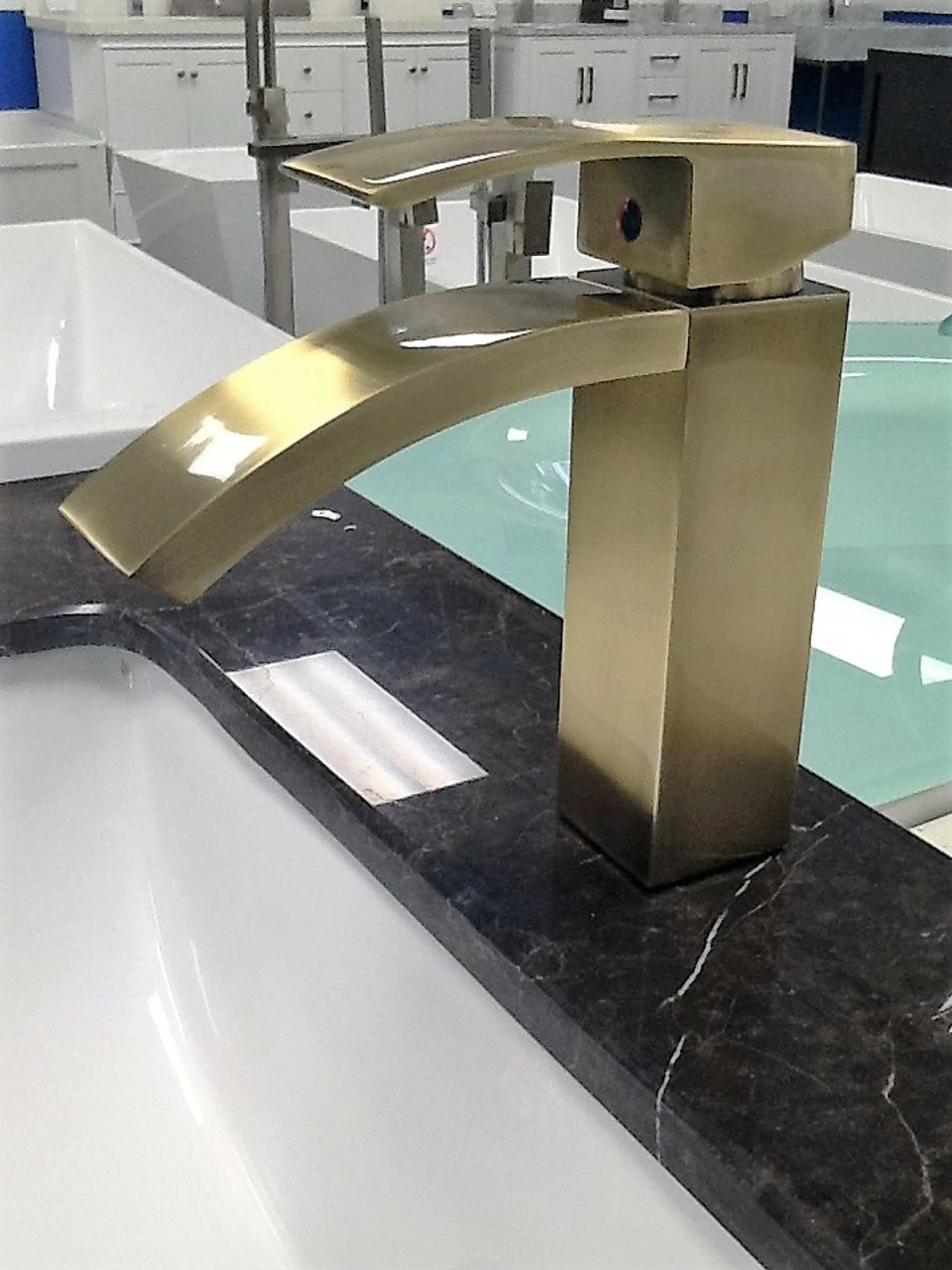 Nimo Fall Single Handle Lav Faucet Antique Brass 4 Nimo Fall Single Handle Lav Faucet Antique Brass - Image 2